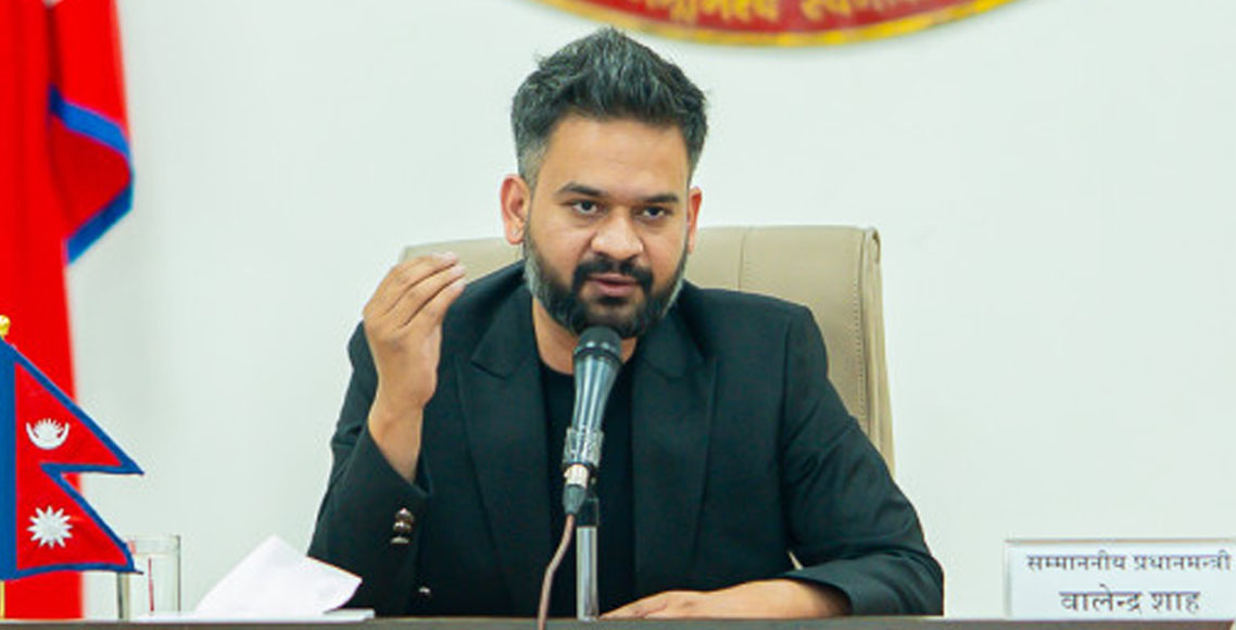 ब्रतकै दिन बालेनलाई म्यासेज ठेल्ने पुष्करले पाए पुरस्कार, स्वागत गर्ने पौडेल पनि थपिए