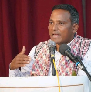 पूर्व प्रधानमन्त्रीका नाती खोज्दा पत्रकार बराईलीलाई ज्यानै तलमाथि पार्ने धम्की