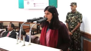 सामान्य प्रशासन‍ मन्त्री भगवतीले दिईन् यस्तो हाताहाती निर्देशन 