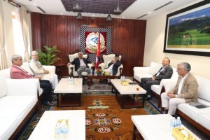 विद्याको सक्रियता देउवाको चासो, थाहा नपाएपछि ओलीलाई गलपासो