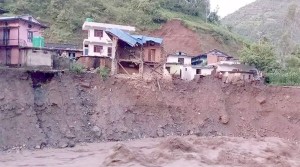 आठबीसकोट अपडेट: पुरिएका तीन बालिकाको शव निकालियो, बेपत्ता एकको खोजी जारी
