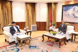 देश छोड्नु अघि शुभयात्रा भनि माग्न शितलनिवास पुगे प्रधानमन्त्री ओली
