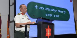 सेनाका अवकाश प्राप्त रथीलाई डाकेर जङ्गी अड्डामा सेनापतिले के-के सुनाए ?