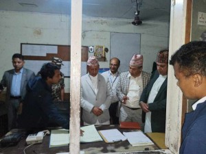 ऊर्जा मन्त्री खड्काले साँझ छिप्पिनै लाग्दा नो–लाइट शाखा पुगेर के-के गरे ?