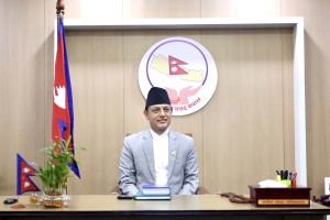 सांसदहरूलाई मोबाइलमा नघोरिन र आपसमा गफगाफ नगर्न सभामुखले गराए सचेत