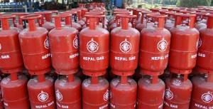 खाना पकाउने एलपी ग्यास अब पूरै सिलिन्डर बिक्री