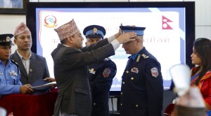 गुल्मीमा जन्मिएका आईजीपीले फूली लगाएकै दिन गुल्मेलीलाई जहाजको नयाँ खबर