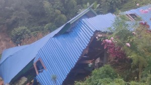 बाढी पहिरोमा परी इलाममा १८ जनाको मृत्युको पुष्टि, अझै बढ्ने सम्भावना 