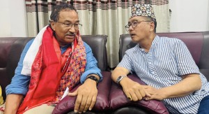 राजालाई न्याय दिन निस्किएका कमललाई प्रहरीले अठ्याएर यसरी गरेछ अन्याय