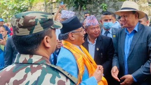 सिन्धुपाल्चोकका दुई सांसदबीचको वाकयुद्द झन्-झन् तन्कियो, को भन्दा को कम्ति ?