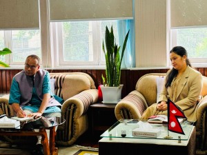 स्थानीय तहमा देखिएका समस्या समाधान गर्न मन्त्री रावल र मुख्यमन्त्रीको छलफल