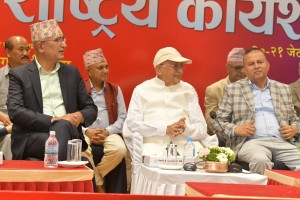 सबैले देख्ने गरि बाहिर निस्किए ओली, सार्वजनिक कार्यक्रममा भए सहभागी