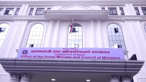 गृहमन्त्री अर्याललाई हटाउन कतैबाट दबाब नआएको प्रधानमन्त्री कार्यालयको दाबी 
