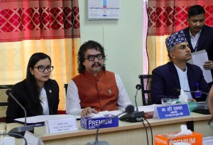 कर्मचारी डिसिजन प्यारालाइसिसले थलिएको मन्त्रीको दाबी, अख्तियार भुत्ते भएको ठहर