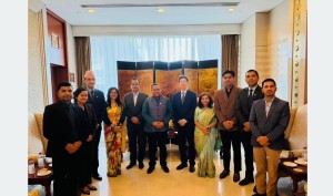 चार दिवसीय भ्रमणका लागि परराष्ट्रमन्त्री खनाल चीन पुगे, कसले गर्यो स्वागत ?