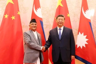 प्रधानमन्त्री ओली र चिनियाँ राष्ट्रपति सी चिनफिङबीच भेटवार्ता
