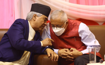 मिनेन्द्र बोकेर देउवा भेट्न पुगेका शेखरले के-के गरे कुरा ?