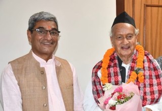 ओली र प्रचण्ड भेटेपछि भारतीय नेता कोश्यारीले गृहमन्त्री किन भेटे ?