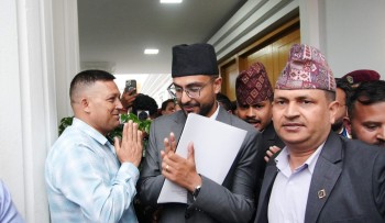 बालेन सरकारका कुन मन्त्रीको उमेर कति ? को हुन् सबैभन्दा कान्छा मन्त्री ?