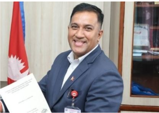 अदालत देखाएर बुढानीलकण्ठमै बसिरहेका उपसचिव बर्तौलाको आर्थिक अधिकारमा बध्याकरण