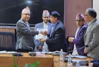 अर्थमन्त्री खनाललाई भेटेर निजी क्षेत्रले अर्थतन्त्र पुनरुत्थानमा साथ दिने खायो कसम