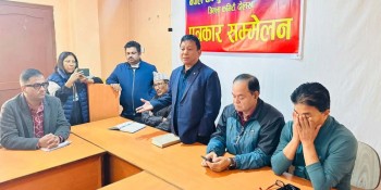महाधिवेशन नहुँदै एमाले दोलखाले केपी ओलीलाई फेरि अध्यक्ष बनायो