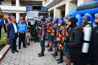 जुनसुकै बेला जेसुकै हुन्छ भन्ने मानसिकतामा रहन नेपाल प्रहरीलाई गृहमन्त्रीको निर्देशन