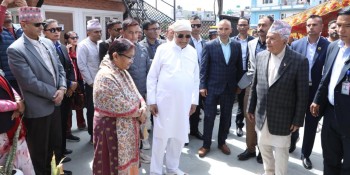 राष्ट्रपति रामचन्द्र पूर्वप्रधानमन्त्री ओलीको पिताको निधनमा दुःख व्यक्त गर्न गुन्डु पुगे