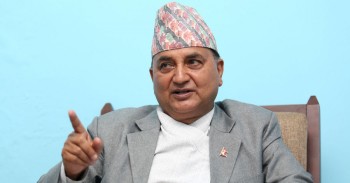 ओलीले जँघार तर्न हाल्ने फड्के ईश्वर पोखरेलले ठाउँको ठाउँ भाँचिदिने 