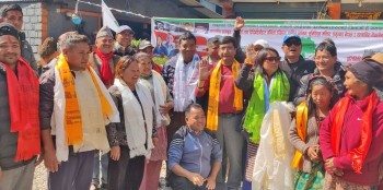 दोलखामा एमाले र नेकपा त्यागेर कांग्रेसमा प्रवेश गर्नेको लाग्यो लर्को 