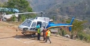 खोटाङमा भएको हेलिकोप्टर दुर्घटनामा घाइते भएकालाई काठमाण्डौं ल्याईयो