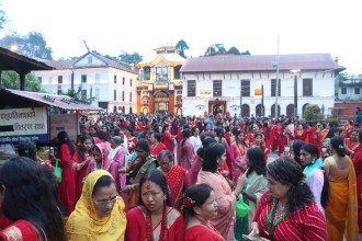 आज हरितालिका तीज, पशुपतिनाथमा दर्शन गर्नेको घुँइंचो