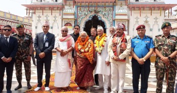 सकेर चुनावी खटनपटन, प्रधानमन्त्री कार्कीको चर्कियो तीर्थाटन