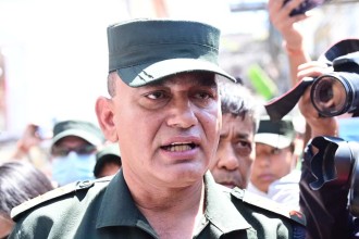 अदालतले तगारो झिकिदिएपछि राजु पाण्डेले थाले काम