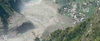 भोटेकोसीमा आएको भीषण बाढीमा ज्यान गुमाएका १४ जनाको शव फेला 