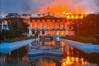 जेनजी आन्दोलनमा सिंहदरबार जलाउने यी हुन् १३ जना, मुद्दा दायर