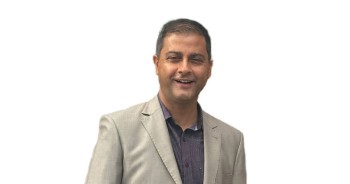आर्थिक वर्ष सुरु भएकै दिनदेखि लुम्बिनी बैंकको सिइओ सम्हालेका आचार्यलाई शुक्रबारको सुखद् संयोग