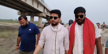 दुई तिहाई नजिकको शक्तिशाली सरकारका मन्त्रीलाई नागरिकले किन लगाए धारे हात ?