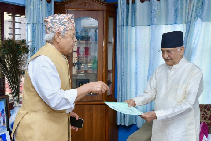 ओलीले बोलाए आफू एमालेमा जान तयार रहेको बामदेवको बयान 