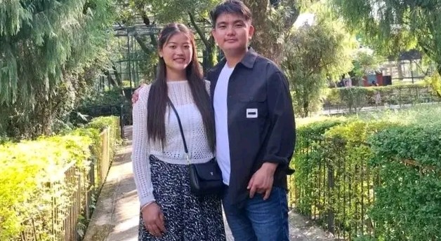 ढुकुर जोडीले शाखा अधिकृतमा सँगै यसरी निकाले नाम