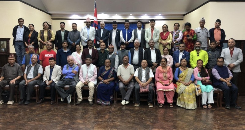 पूर्वराष्ट्रपति विद्यामाथि ओली बालुवाटारमा यसरी पोखिए, के-के मा दुखाए चित्त ?