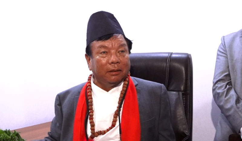 शिक्षा मन्त्री पुनले मन्त्रालयलका कर्मचारीलाई दिए यस्ता छन् तीन निर्देशन