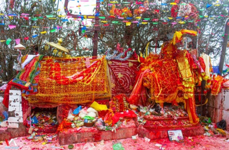 नवरात्रमा सधै भक्तजनको भीडभाड हुने पाथीभरा देवीस्थान यो वर्ष सुनसान