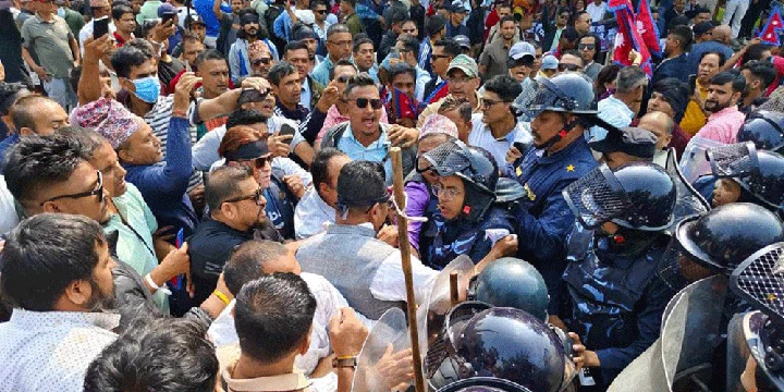 पोखरामा रास्वपाले जनता र अदालतको पाएन साथ, तात्तिएर गएकाको रित्तै हात