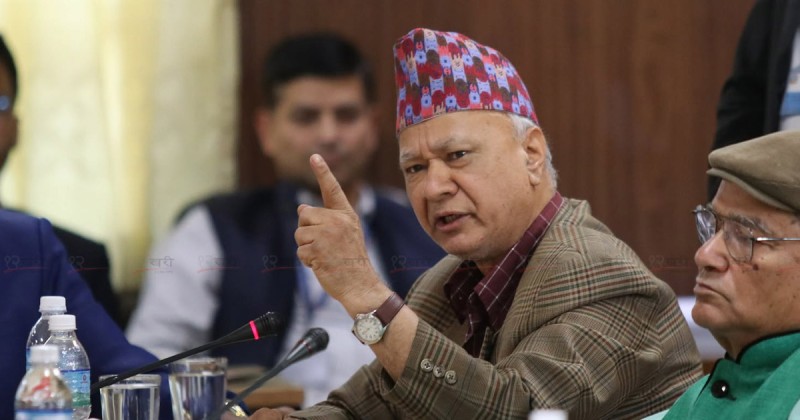 विद्यालय शिक्षा विधेयकलाई अगाडि बढाउन शिक्षामन्त्रीलाई किन चाहियो एक साता ?