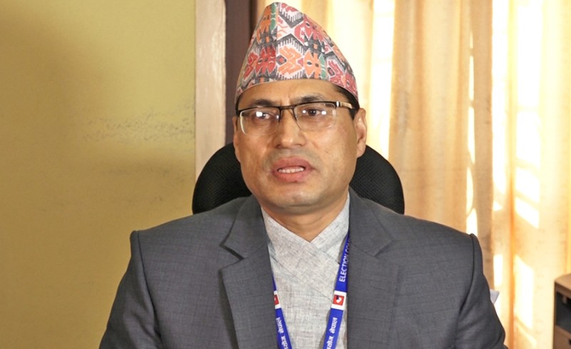 २०५३ सालको विनि २०८२ मा गृहसचिव, सचिव भएको चार वर्षपछि मन्त्रालय