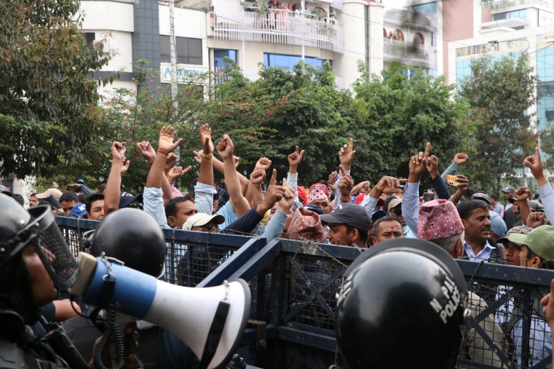 शिक्षक महासंघले दियो आन्दोलनको चेतावनी