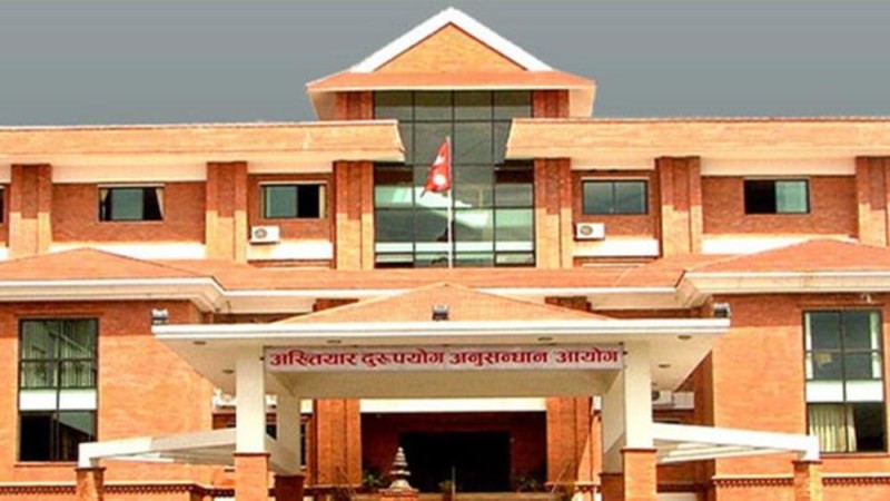 नयाँ बानेश्वरको कार्यकक्षमै सत्र हजार घुस बुझ्ने ईन्जिनियर समातिए