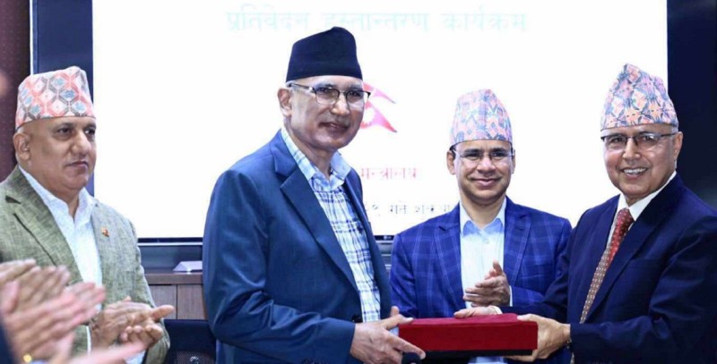राजनीतिक दललाई सरकारी कोषबाट वार्षिक अनुदान दिने व्यवस्था उचित कि अनुचित ?