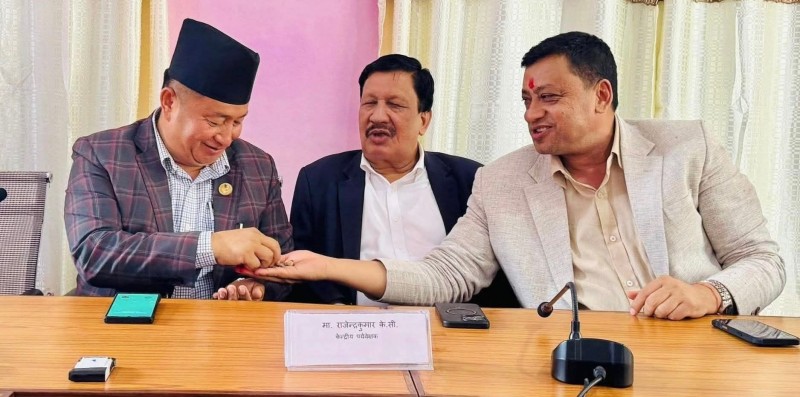 बाग्मतीका बहादुर मुख्यमन्त्रीको मैझारो क्याविनेट, बानियाँले मिठ्याए मुख